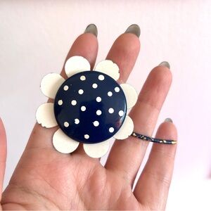 Vintage 1960s Navy Polka Dot Enamel Flower Brooch – Mod Retro Pin